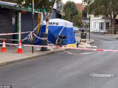 Uma mulher recebeu o nome após ter sido morta a facadas em uma rua de Londres