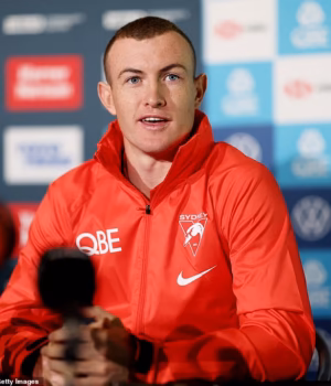110720821-16062985-Two_Sydney_Swans_stars_caught_up_in_the_alleged_sexual_assault_a-m-43_17871270175.avif