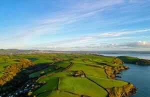 É verdade o que dizem sobre seus vizinhos? Lugares amigáveis na Inglaterra são revelados como parte de um estudo mais amplo sobre a vida comunitária