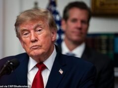 Trump anunciou a ‘ação económica mais cruel alguma vez tomada’ contra qualquer país que faça negócios com o Irão