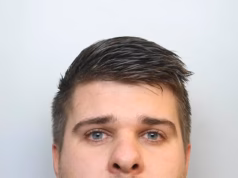 ‘Posso ouvir enfermeiras ao fundo’: como um fraudador do Tinder convenceu as vítimas de que era um paciente multimilionário com câncer e ex-soldado das forças especiais e pagou fiança em £ 68.000 antes de finalmente ser pego