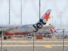 Avião Jetstar para na pista após episódio médico: ‘Há médico a bordo?’