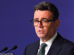 Burnham diz que não há eleições antecipadas… mas deixa a porta aberta para aumentos de impostos