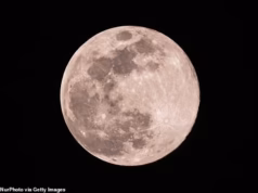 O relógio está correndo para o ‘Hora da Lua de Greenwich’ enquanto as potências mundiais procuram aproveitar os recursos lunares