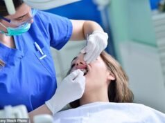 O número de dentistas do NHS caiu 10 por cento em uma década