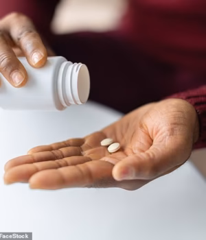 110826769-16076879-As_many_as_one_in_seven_in_England_are_taking_antidepressants_sh-a-1_178760577515.avif