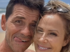 Marido do magnata dos cuidados com a pele encontrado morto na casa de Sunshine Coast foi atingido e esfaqueado durante invasão de casa, ouviu o tribunal
