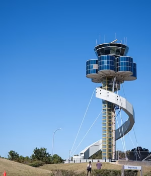 110859889-16080907-Two_new_incidents_with_taxiing_aircraft_at_Sydney_Airport_above_-a-37_17877405406.avif