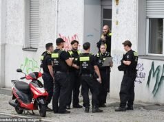 A polícia de Berlim está lutando para conseguir recrutas suficientes de língua alemã em meio a um aumento nos pedidos de migrantes
