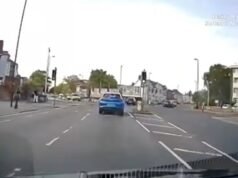 O Audi bateu no carro no lado errado da estrada em um acidente frontal após ultrapassar o cruzamento em alta velocidade