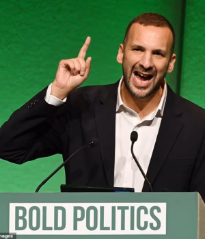 110894597-16085701-Green_party_leader_Zack_Polanski_has_called_for_an_inquiry_into_-m-7_178786678900.avif