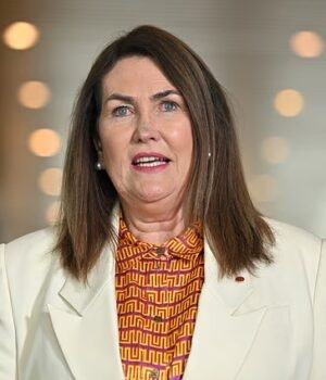 110899141-16086149-Labor_senator_Deborah_O_Neill_above_-a-54_1788009722715.jpg