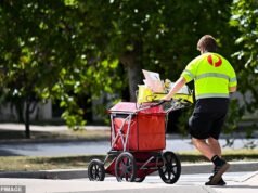 Australia Post corta entregas de cartas a cada dois dias à medida que os lucros caem