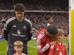 Dignidade diante da tragédia: os filhos do PC Matthew Blade, vítima do A66, se tornam mascotes do Manchester United enquanto jogam contra o Ipswich Town