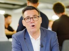 Os governadores das prisões expressam alarme sobre a ‘porta giratória’ para a libertação antecipada de condenados – o ministro Andy Burnham defende os planos mais recentes