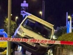 Van ‘roubada’ bate após perseguição policial de 24 quilômetros – homem de 23 anos é preso