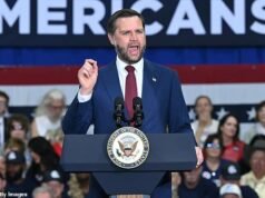 JD Vance atacou os democratas no campo de batalha que pretendiam insultar Usha maliciosamente.