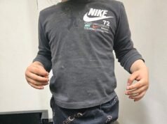 Busca urgente pelos pais do menino encontrado vagando sozinho pelas ruas de Sydney