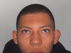 A polícia está oferecendo uma recompensa de £ 20 mil por informações que levem ao desaparecimento de um menino dias antes de seu aniversário de 17 anos, em 2008.
