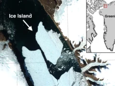 Ilha de gelo do tamanho de Manhattan se separa da geleira Petermann, na Groenlândia