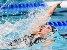 Campeonato Pan-Pacífico de 2026: Catherine Berkoff quebra recorde americano com ouro nos 50 nado costas