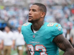 O retorno de Darren Waller na NFL continua com um novo contrato com os Panteras