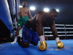 Teremoana Teremoana Kos DeAndre Savage em dois; A bola de Alejandro Ortiz foi parada por Michael Gerafa