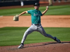 Os Mariners supostamente planejam convocar LHP Cade Anderson, o melhor arremessador da MLB, para o início de sábado contra os Cubs.