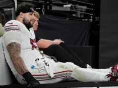 O novato do Cardinals, OL Chase Bissonnettes, rompeu o ligamento colateral medial e será submetido a uma cirurgia na próxima semana