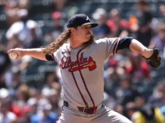 O Braves empatou com o White Sox com 1 rebatida na vitória por 2 a 0; Grant Holmes lançou um no-hitter na 7ª entrada