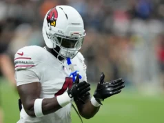 Os Cardinals deram a Jeremiah Love uma carga de trabalho de pré-temporada que normalmente não vemos nos zagueiros