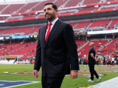 O proprietário do 49ers, Jed York, supostamente contatou um anúncio falso de prostituição postado pela polícia antes da prisão