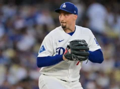 Blake Snell retorna aos Dodgers após 3 meses em IL com 10 Ks em 6 entradas