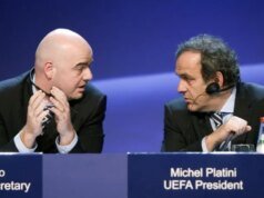 Infantino, presidente da FIFA, ‘deve ir’, diz Platini, ex-técnico da UEFA