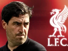 O meio-campista do Liverpool se afastou e fechou
