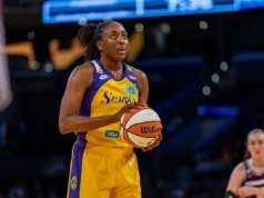A MVP da WNBA 2016, Nneka Ogwumike, anunciou que está se aposentando após esta temporada, sua 15ª na liga.