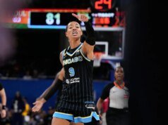 Natasha Claude Enes demite Kanter Freedom depois que Sky a bane dos jogos em casa