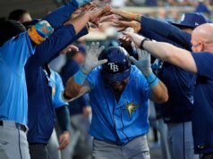 O home run de Aranda e as seis entradas sólidas de Rasmussen colocaram os Tigres de volta em 4-1.