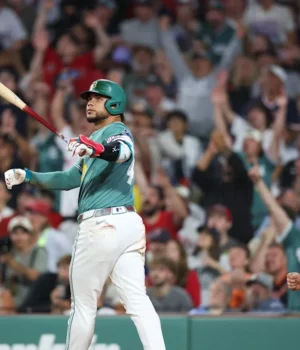 https3A2F2Fmedia.zenfs_.com2Fen2Fbaseball_now_articles_6412Fa0a7538369825521b39037e744d7a0e2.jp_.webp