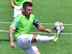 O Guernsey FC avançou para o FA Vase com uma vitória sobre o Newhaven