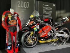 30 anos de carreira de TT de John McGuinness comemorados