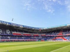 Um campo danificado obrigou o PSG a mudar a abertura da temporada