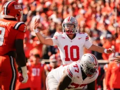O quarterback do estado de Ohio, Julian Sain, faz outra lista de observação da pré-temporada