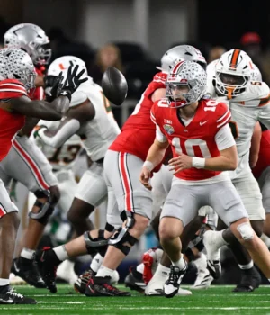 https3A2F2Fmedia.zenfs_.com2Fen2Fbuckeyes_wire_usa_today_articles_5922Fc0248813d03d24d126982f47.webp