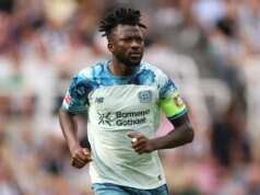 Leverkusen estabeleceu preços mais baixos para Tapsoba enquanto Man United, Newcastle e Tottenham circulam