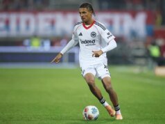Bahoya, do Eintracht Frankfurt, pronto para exame médico do Hull City