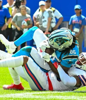 https3A2F2Fmedia.zenfs_.com2Fen2Fcarolina_panthers_wire_usa_today_sports_articles_8552F793e8750.webp