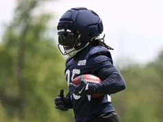 NFL Insider compartilha atualização sobre a lesão no joelho do Bears RB Kyle Monangai