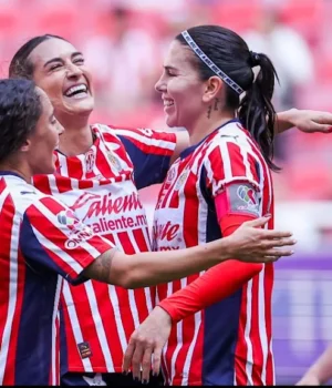 https3A2F2Fmedia.zenfs_.com2Fen2Fclub_deportivo_guadalajara_videos_5962F46e5db249743f9536986378.webp