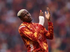 Arsenal discute Victor Osimen nas negociações Galatasaray-Martinelli